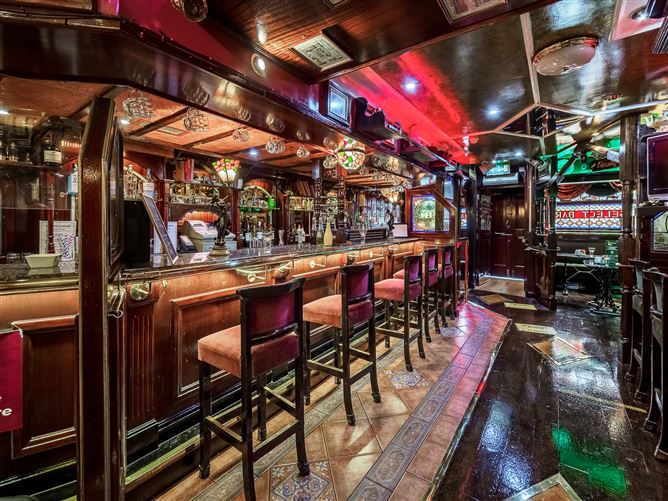 Sean Tierneys Bar & Restaurant, 13 Connell Street, Clonmel, Co. Tipperary