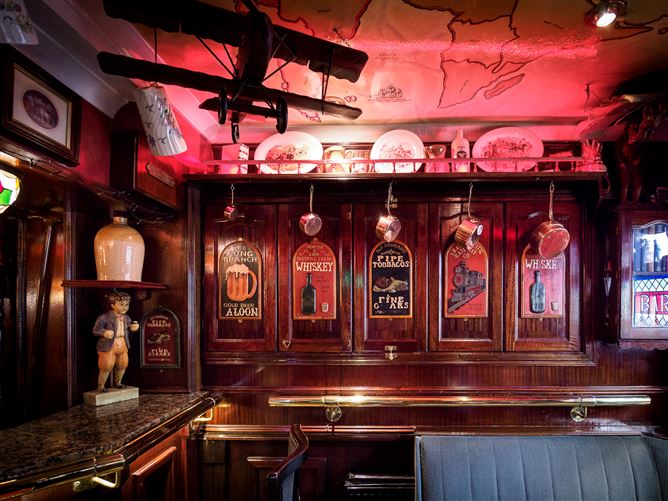 Sean Tierneys Bar & Restaurant, 13 Connell Street, Clonmel, Co. Tipperary