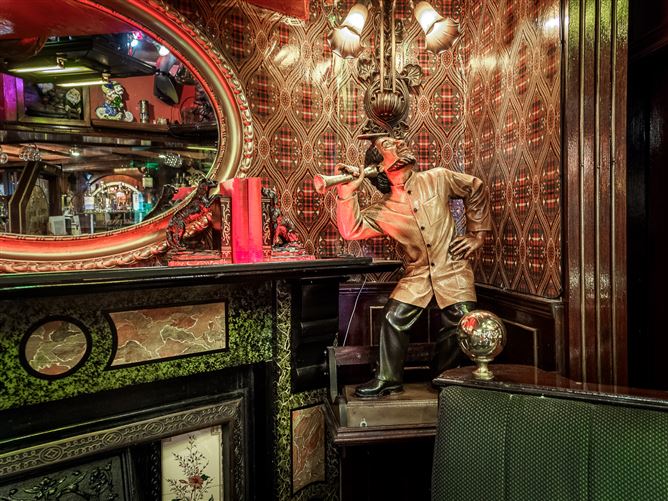 Sean Tierneys Bar & Restaurant, 13 Connell Street, Clonmel, Co. Tipperary