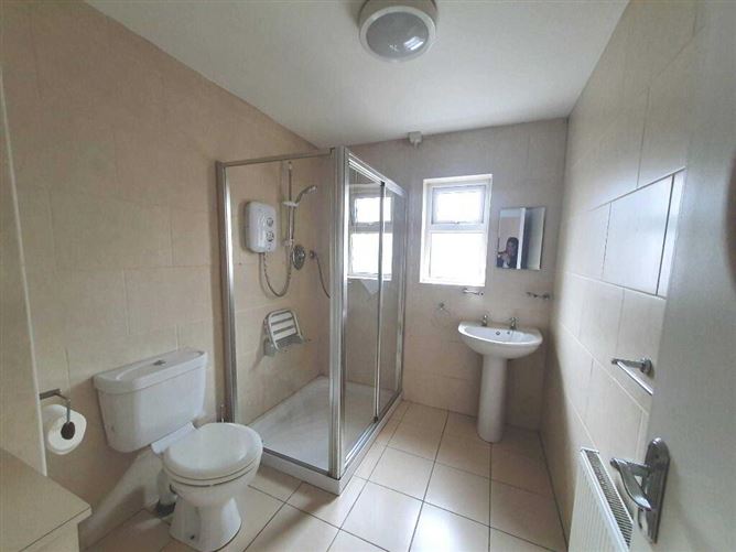 4 Railway St, Navan, Meath