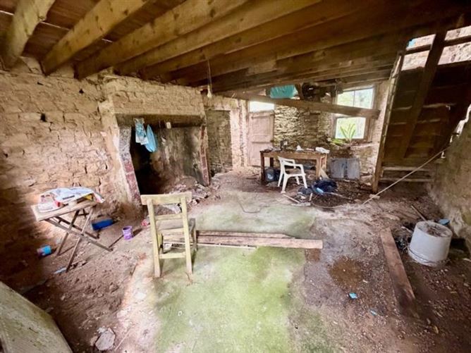 Photo 3 of 10 — Knocks, Garadice, Ballinamore, Co. Leitrim 