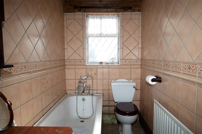 Leah's Cottage, Mohober, Mullinahone, Co. Tipperary
