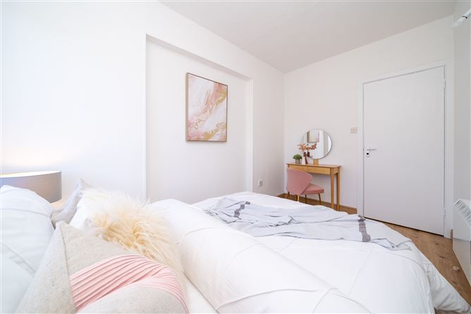 55 Grand Canal View, Kilmainham, Dublin 8
