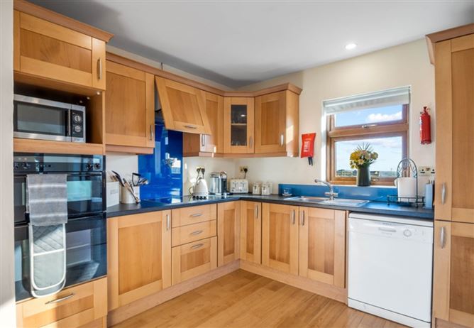 Rugosa,H71 NV97, Ballyconneely, Galway