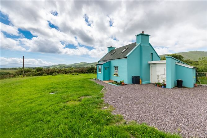 Omega Cottage, Bohacogram, Sneem, Co. Kerry
