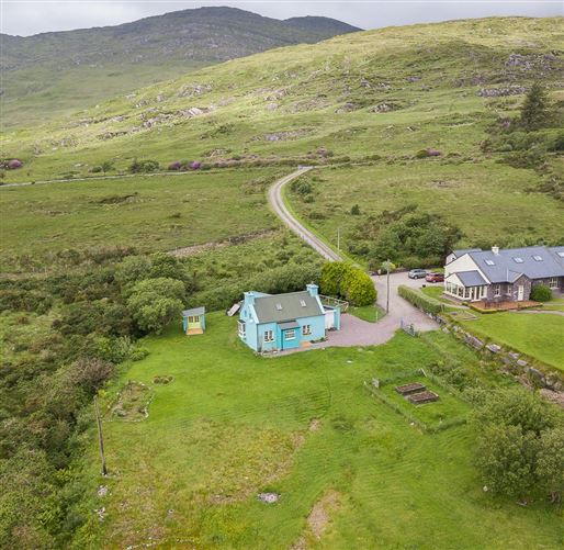 Omega Cottage, Bohacogram, Sneem, Co. Kerry