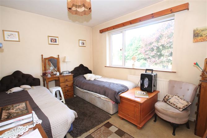 27 Shrewsbury Road, Shankill, Dublin 18