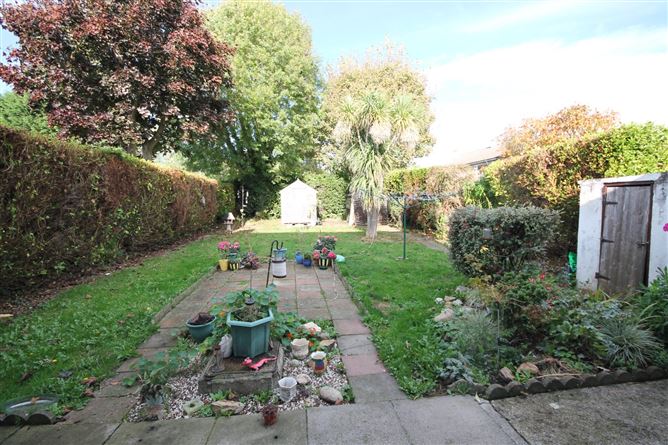 27 Shrewsbury Road, Shankill, Dublin 18
