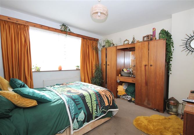 27 Shrewsbury Road, Shankill, Dublin 18