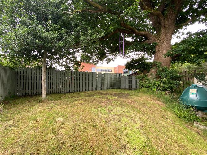 27 Oakfield, Park Road, Killarney, Co. Kerry