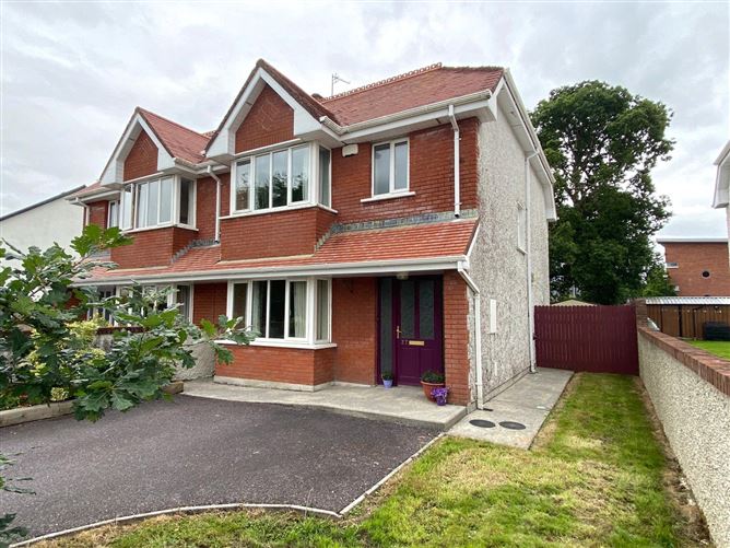 27 Oakfield, Park Road, Killarney, Co. Kerry