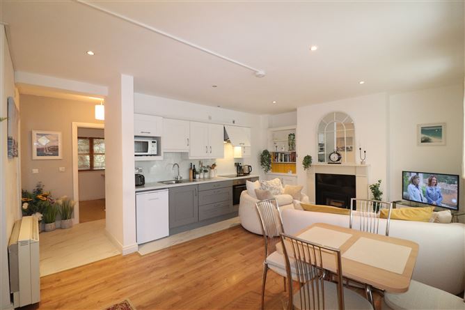 Apt 18 Lakes Village, Killaloe, Clare