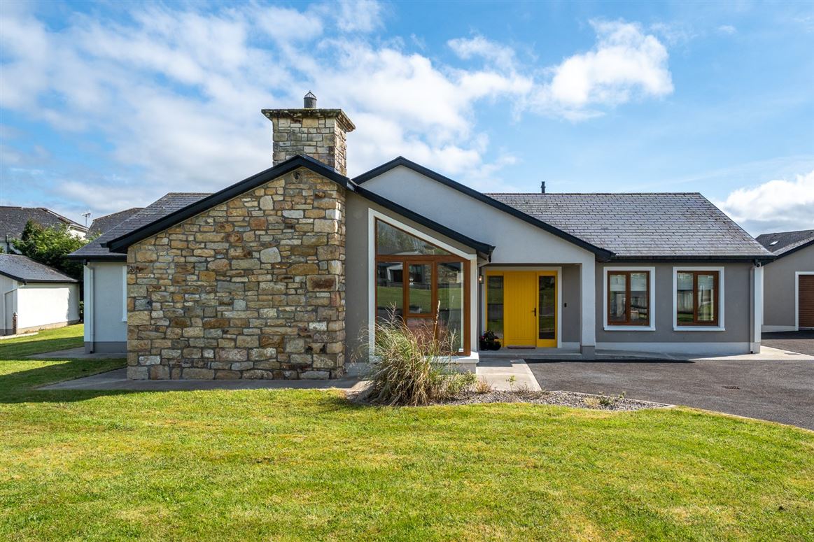 23 Mac Oisin Place, Dromod, Carrick On Shannon, Co. Leitrim