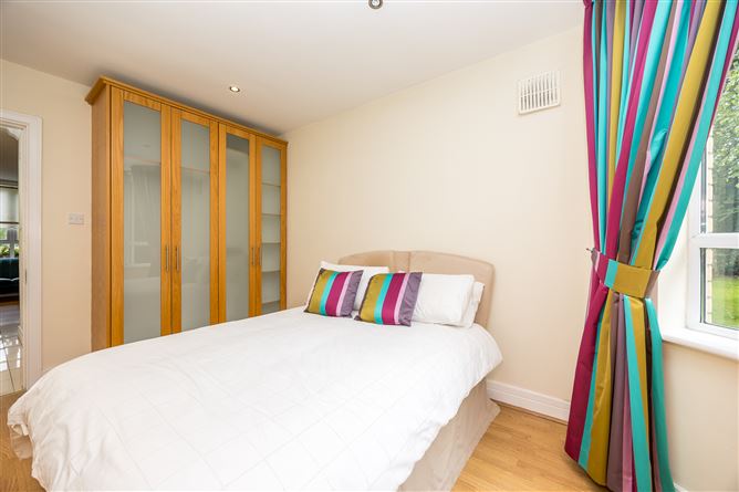 69 Castleheath, Malahide, County Dublin