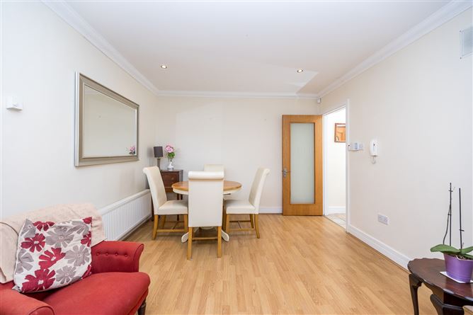 69 Castleheath, Malahide, County Dublin