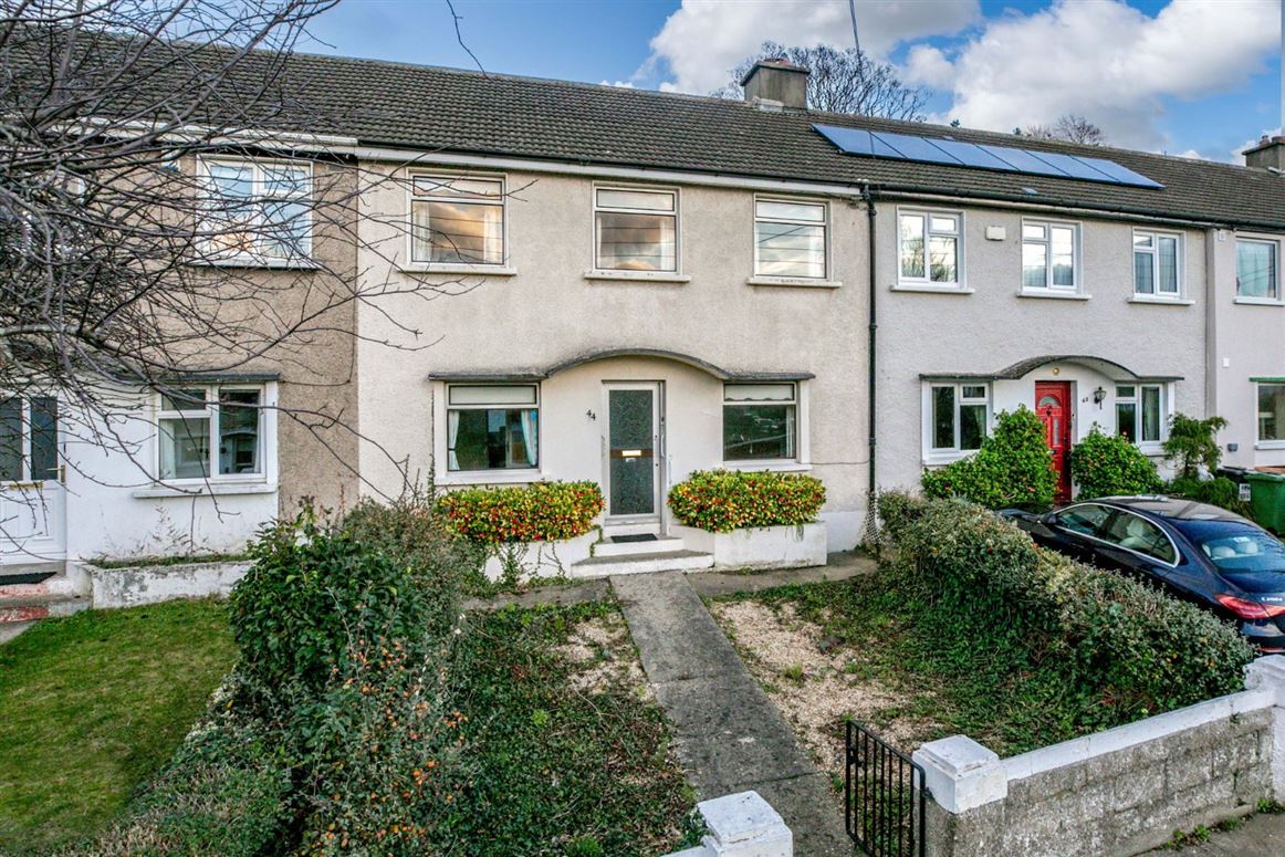 44 Highthorn Park, Dun Laoghaire, Co. Dublin
