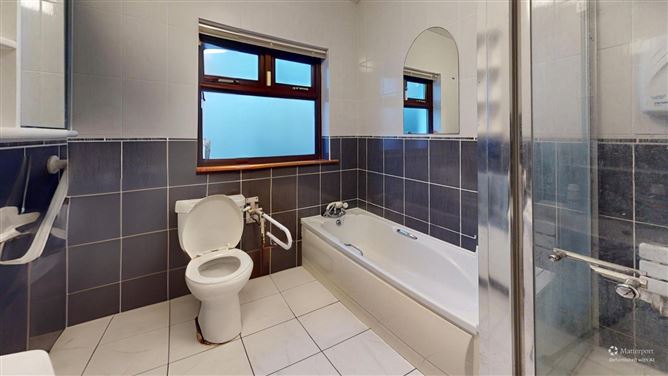 100 Laurel Park, Newcastle, Galway City, Galway