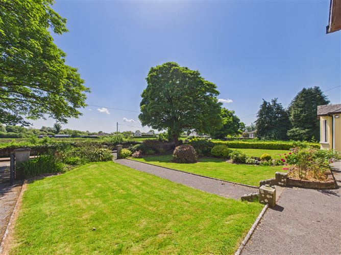 Owenbeg, Ballycurrane, Thurles, Co. Tipperary