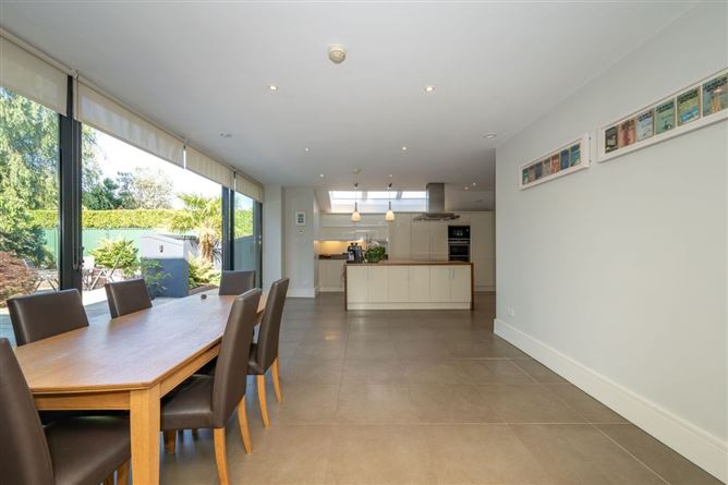 https://photos-a.propertyimages.ie/media/0/9/6/5014690/489378fd-152f-41d0-8603-6578e5a31877_l.jpg