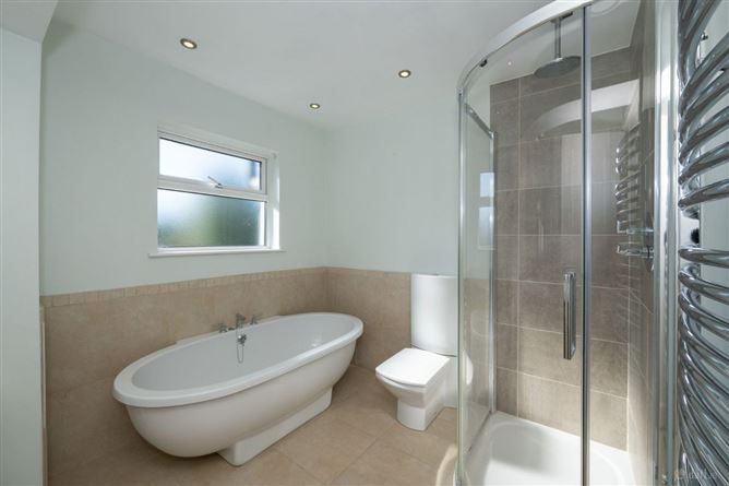 https://photos-a.propertyimages.ie/media/0/9/6/5014690/ddc9dad6-eba6-4965-b175-ca69ff5a1d41_l.jpg