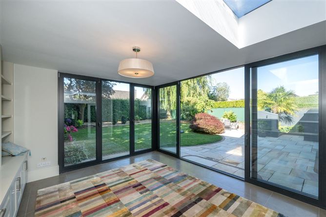 https://photos-a.propertyimages.ie/media/0/9/6/5014690/489378fd-152f-41d0-8603-6578e5a31877_l.jpg