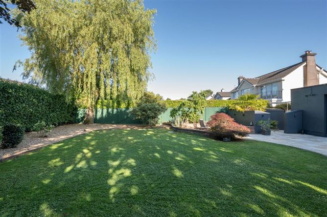 https://photos-a.propertyimages.ie/media/0/9/6/5014690/489378fd-152f-41d0-8603-6578e5a31877_l.jpg
