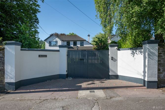 https://photos-a.propertyimages.ie/media/0/9/6/5014690/ddc9dad6-eba6-4965-b175-ca69ff5a1d41_l.jpg