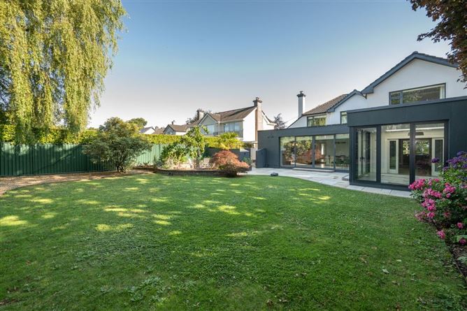 https://photos-a.propertyimages.ie/media/0/9/6/5014690/489378fd-152f-41d0-8603-6578e5a31877_l.jpg