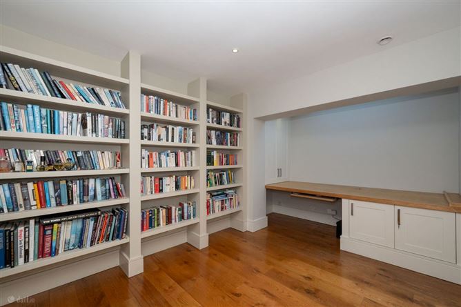 https://photos-a.propertyimages.ie/media/0/9/6/5014690/ddc9dad6-eba6-4965-b175-ca69ff5a1d41_l.jpg