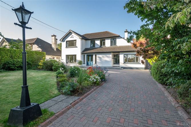 https://photos-a.propertyimages.ie/media/0/9/6/5014690/ddc9dad6-eba6-4965-b175-ca69ff5a1d41_l.jpg