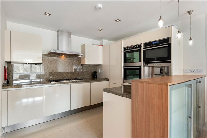 Apartment 58 Shrewsbury Square, Sandymount Avenue, Dublin 4