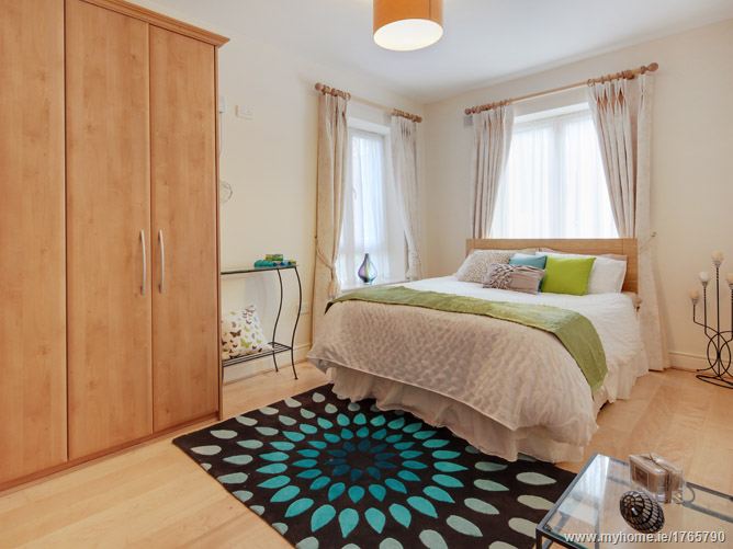 24 Woodview, Mount Merrion Avenue, Blackrock, County Dublin