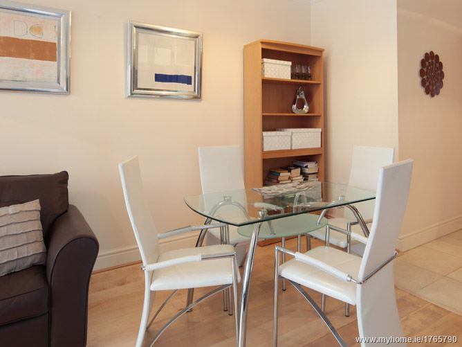 24 Woodview, Mount Merrion Avenue, Blackrock, County Dublin