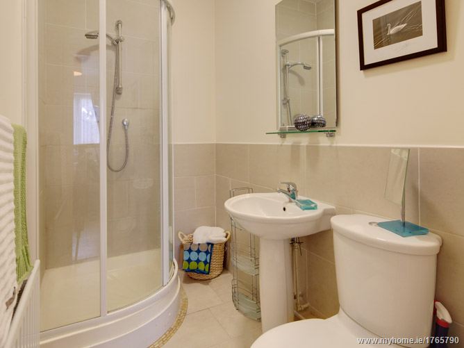 24 Woodview, Mount Merrion Avenue, Blackrock, County Dublin