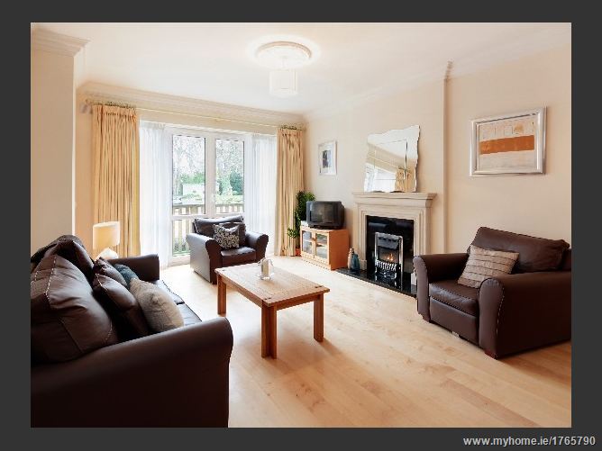 24 Woodview, Mount Merrion Avenue, Blackrock, County Dublin