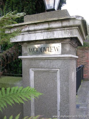 24 Woodview, Mount Merrion Avenue, Blackrock, County Dublin