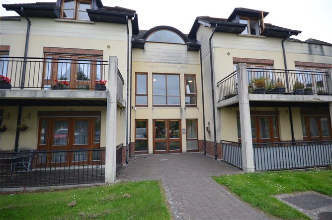 19 Maryfield Court, Naas, Kildare