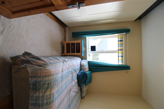 17 Castlegrounds, Corofin, Co. Galway