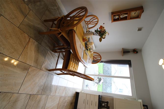 17 Castlegrounds, Corofin, Co. Galway