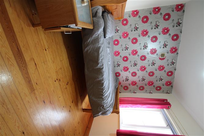 17 Castlegrounds, Corofin, Co. Galway