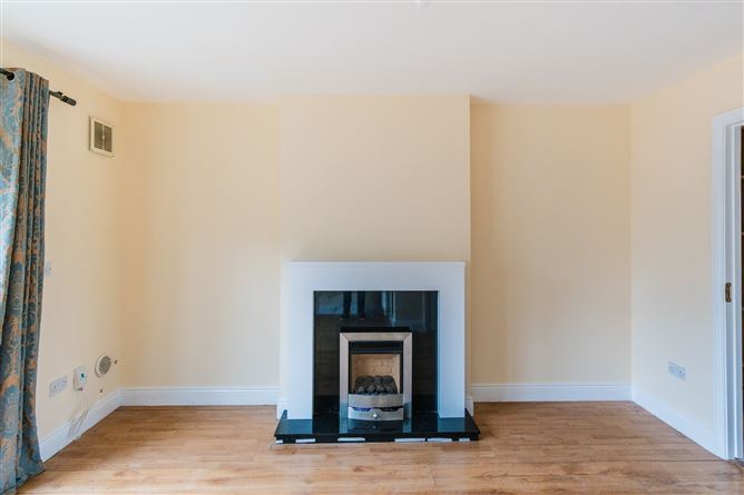 18 Cruise Park Walk, Tyrrelstown, Dublin 15