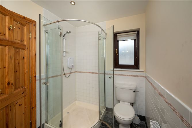 35 Heatherfield Crescent, Ballymaw, Waterfall, Cork