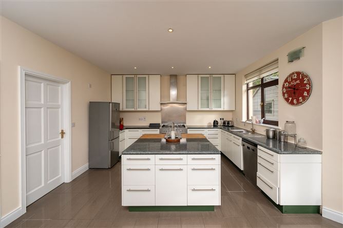 35 Heatherfield Crescent, Ballymaw, Waterfall, Cork
