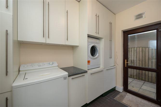 35 Heatherfield Crescent, Ballymaw, Waterfall, Cork