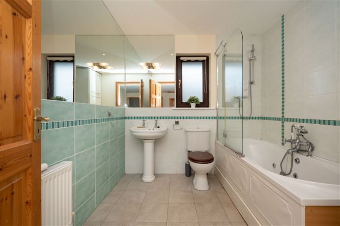 35 Heatherfield Crescent, Ballymaw, Waterfall, Cork