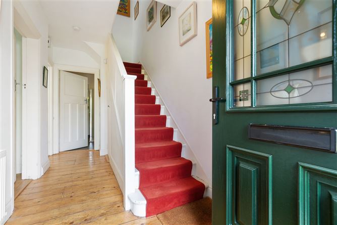 7 Lea Crescent, Sandymount, Dublin 4