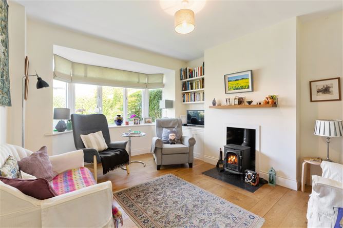 7 Lea Crescent, Sandymount, Dublin 4