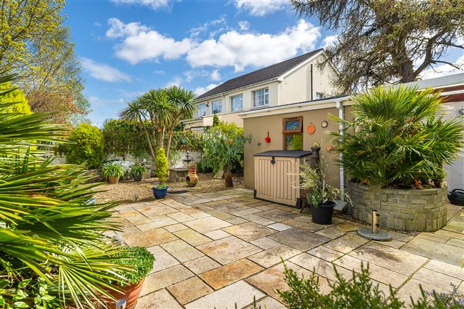 114 Moyville, Rathfarnham,   Dublin 16