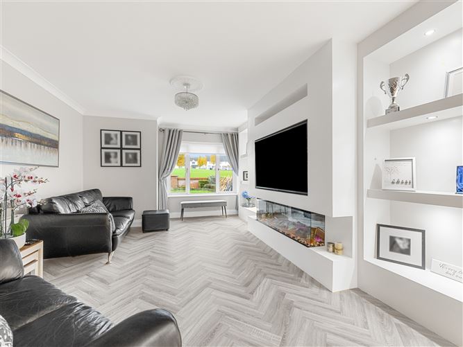 35 The Drive, Earls Court, Kill, Kildare