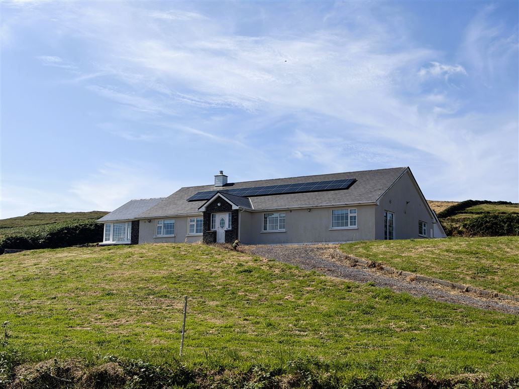 Ref 1243 - Tinnies Upper, Valentia Island, Kerry